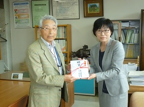 田中教育長からの感謝状
